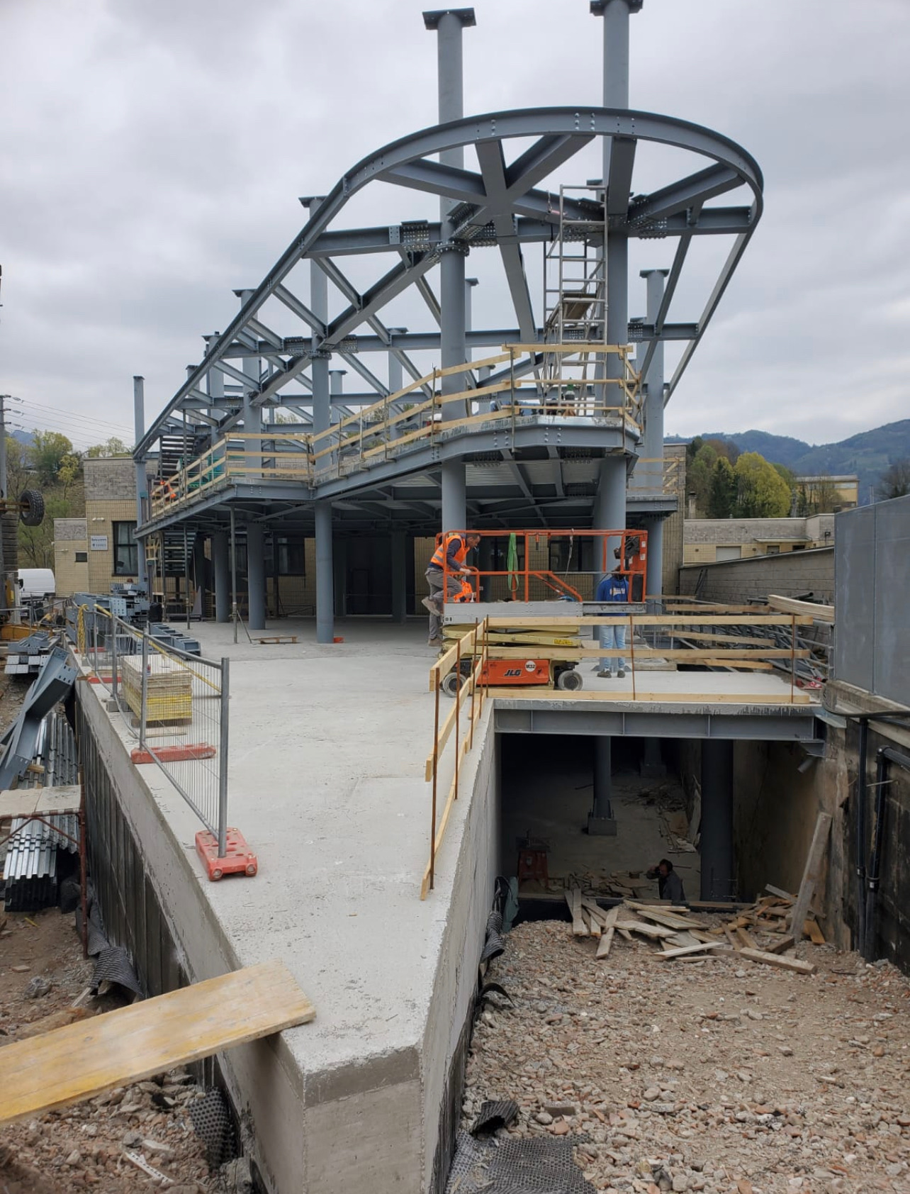 struttura di carpenteria in ferro